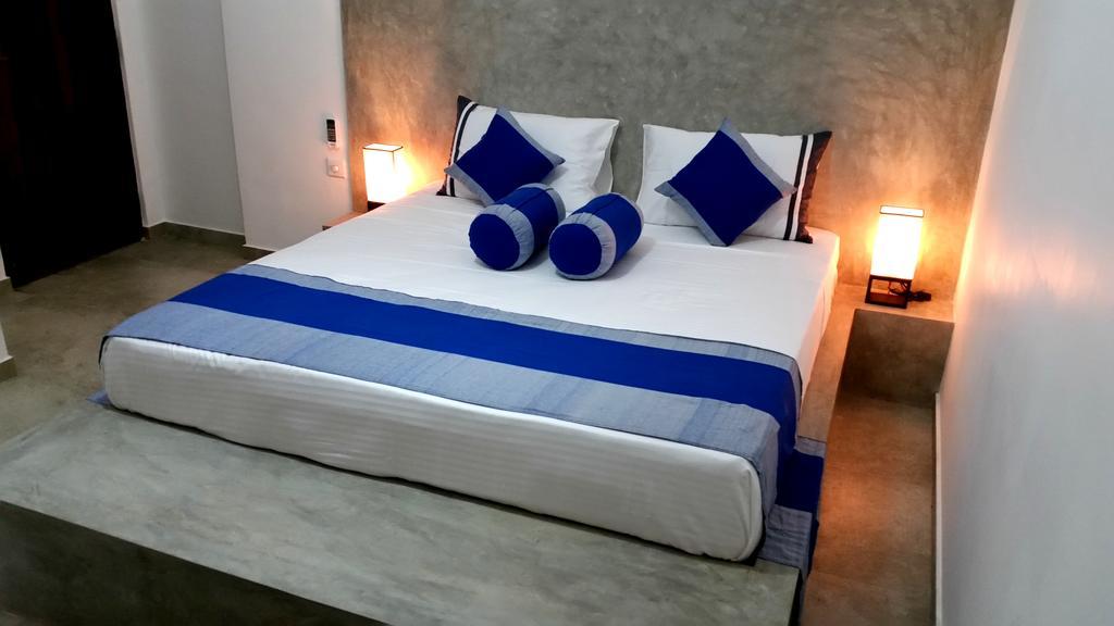 Diamond Lake Tourist Rest Anuradhapura Bagian luar foto