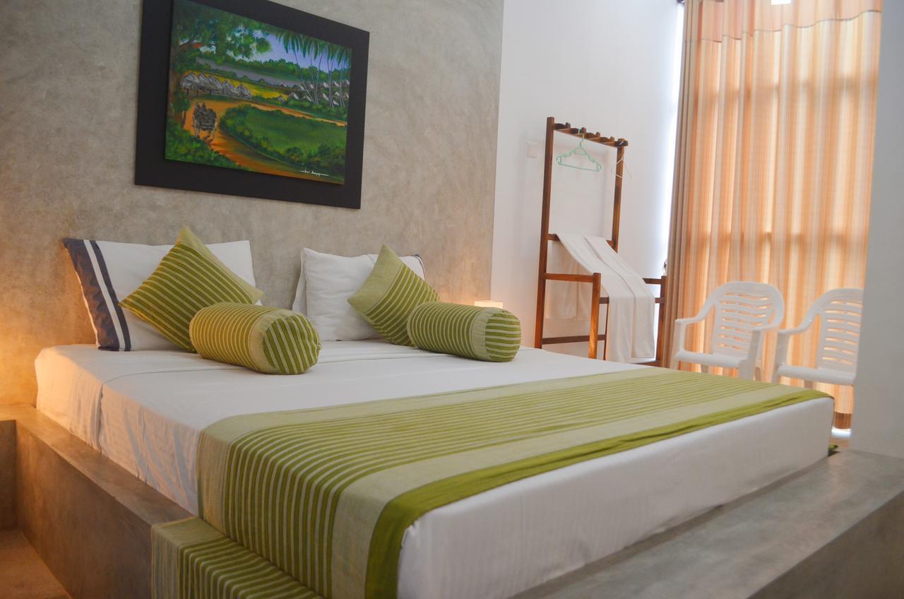 Diamond Lake Tourist Rest Anuradhapura Bagian luar foto