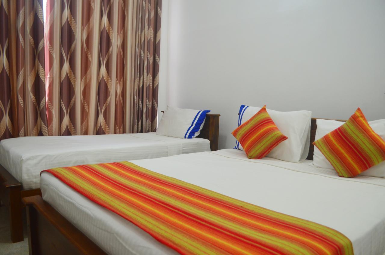 Diamond Lake Tourist Rest Anuradhapura Bagian luar foto